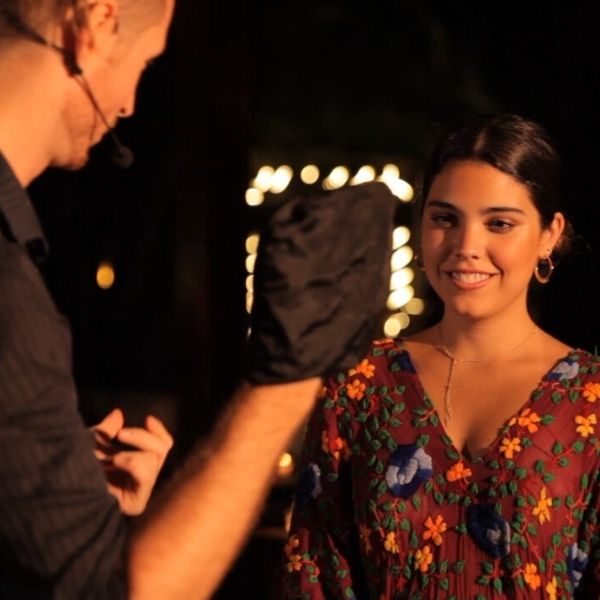 Interactive Close - Up Magic – Private & Corporate EventsPal Bodnar Magic Productions