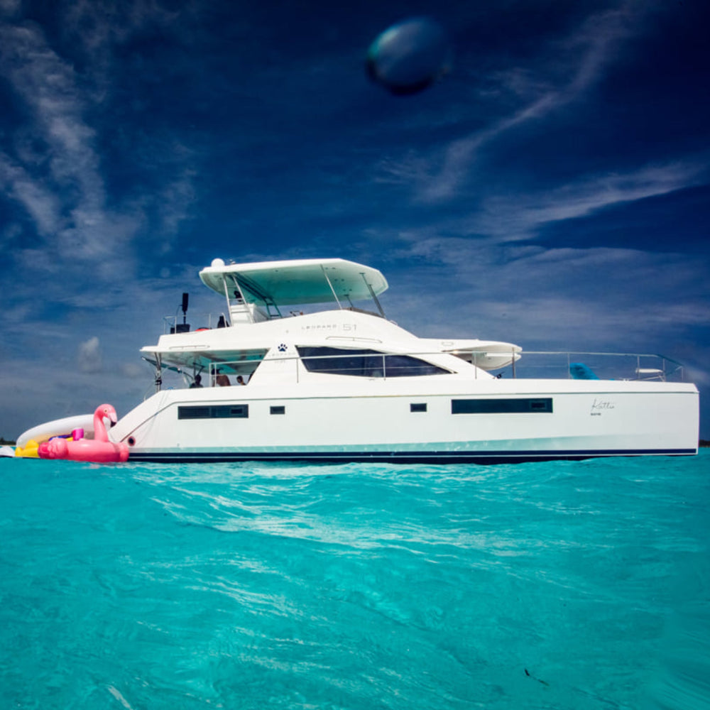 Luxury Yacht Charter – Riviera Maya Private Cruise EntertainmentPal Bodnar Magic Productions